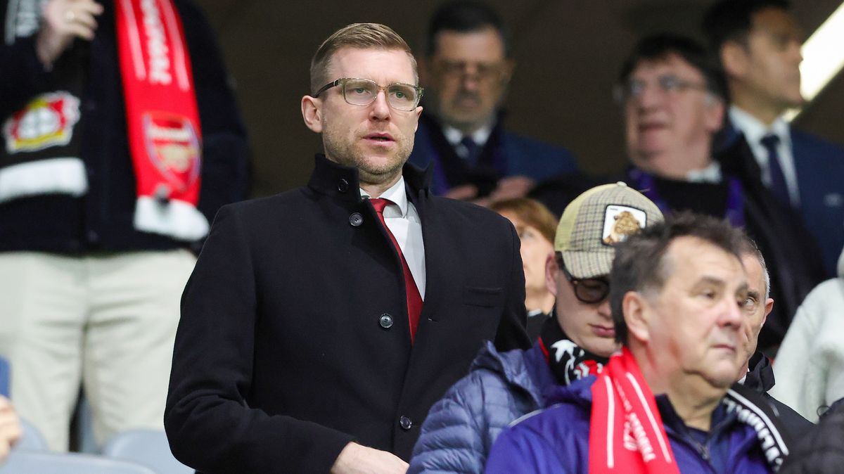 Arsenal confirm transfer of highly-rated star as Per Mertesacker leaves perfect parting gift