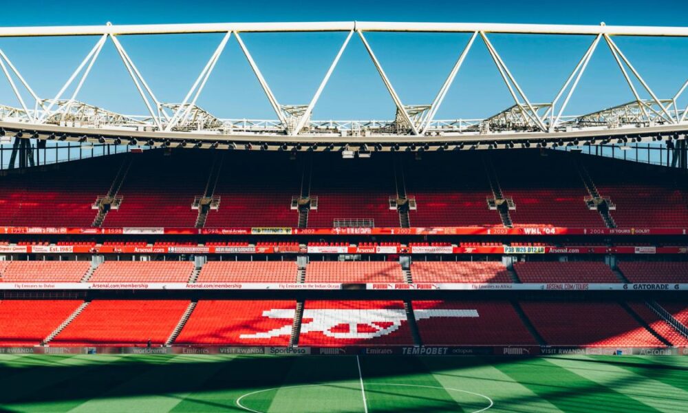 Arsenal urged to use secret weapon for stunning summer deal