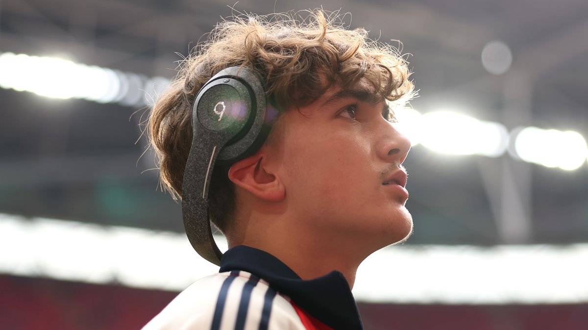 What Max Dowman did for England U19s as Arsenal sensation causes huge stir